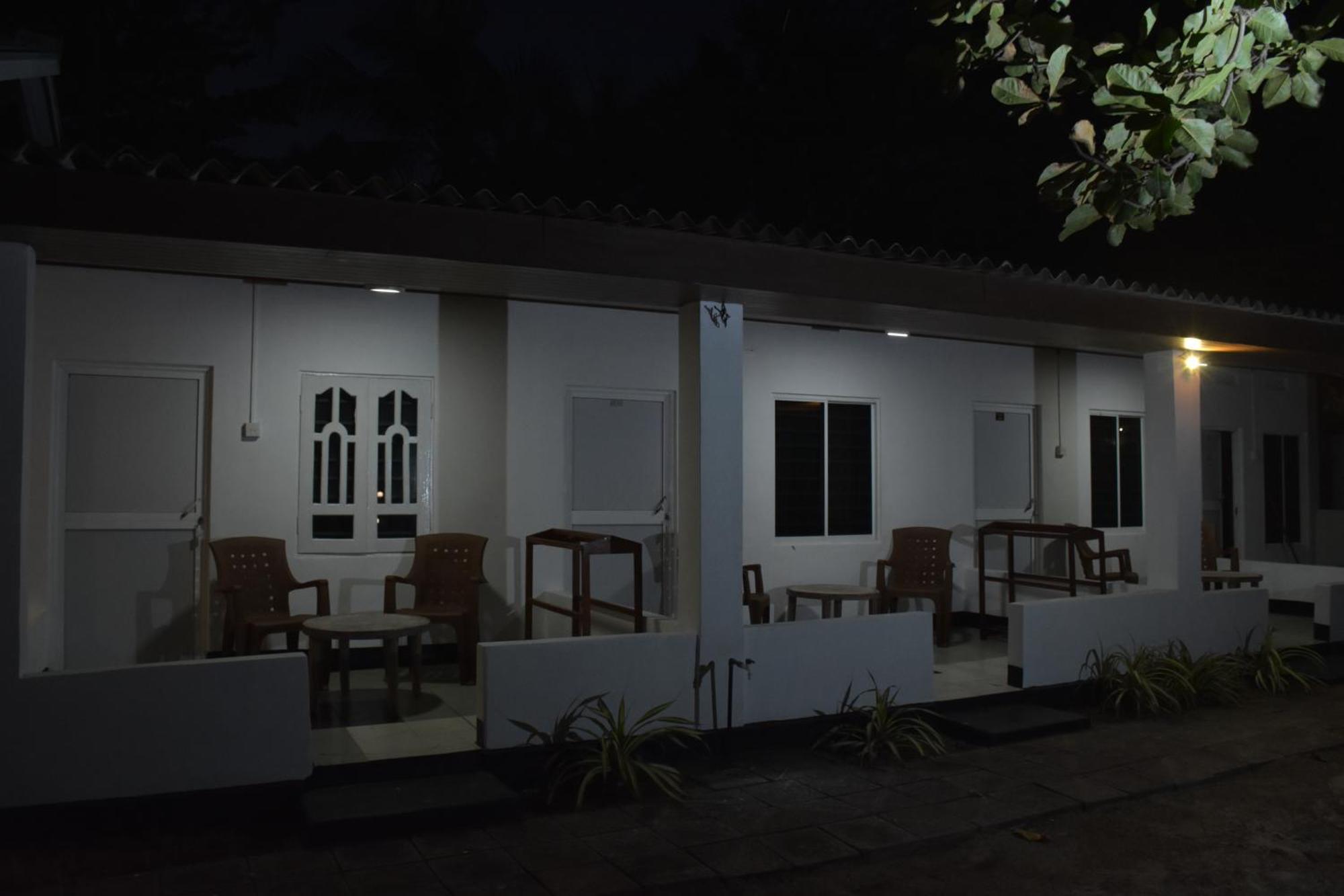 French Garden Regish Guest House 亭可马里 外观 照片