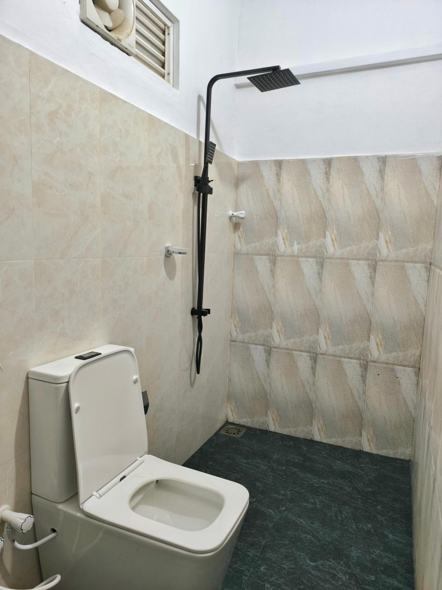 French Garden Regish Guest House 亭可马里 客房 照片